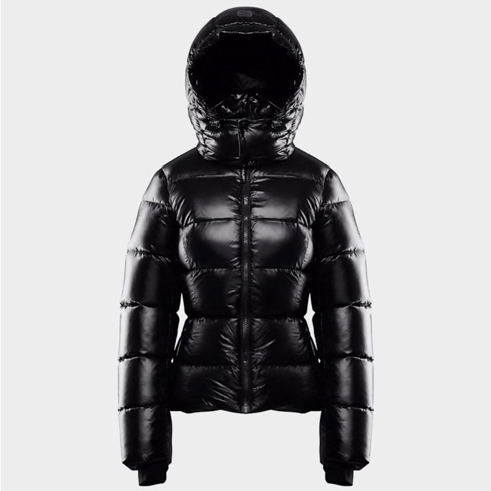 Aritzia The SuperPuff (SuperSnug Puff) - Hi-Gloss